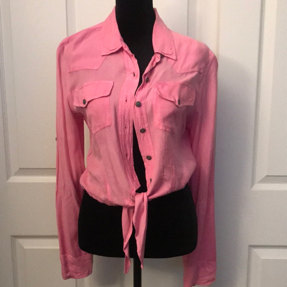 Wallflower Pink Tie up Blouse 👚, Size S
